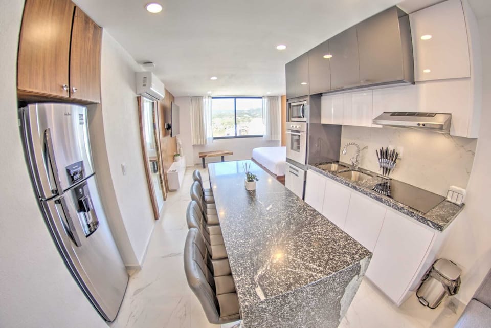 Fully-equipped kitchen
