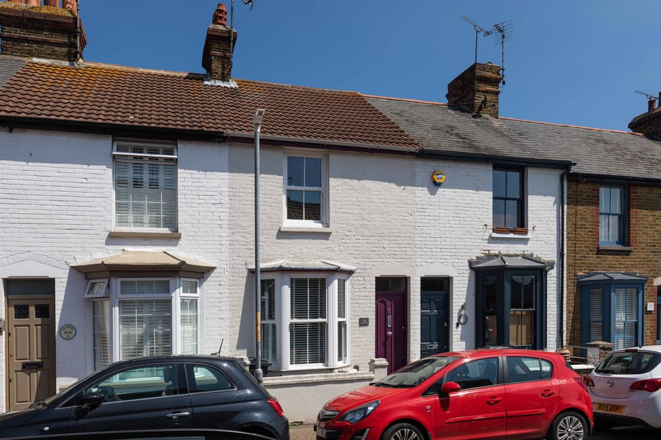 Front of Shell Cottage with free street parking
