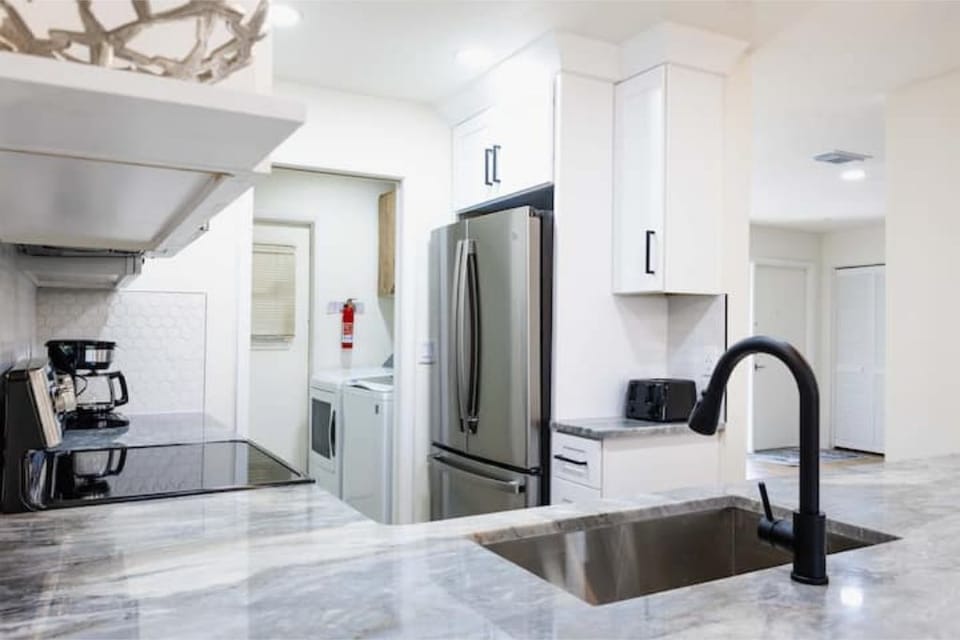 New Appliances and Washer/Dryer