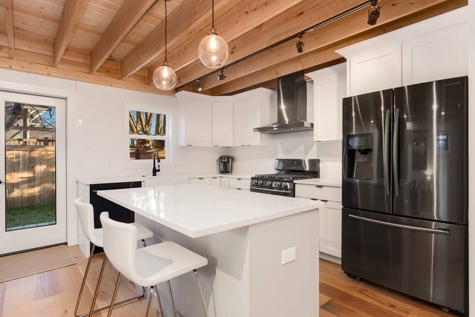 Samsung Black Stainless Steel Appliances incl Gas Range