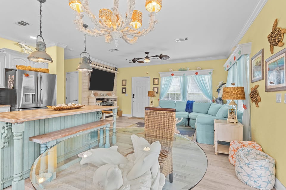 Kitchen/Living/Dining