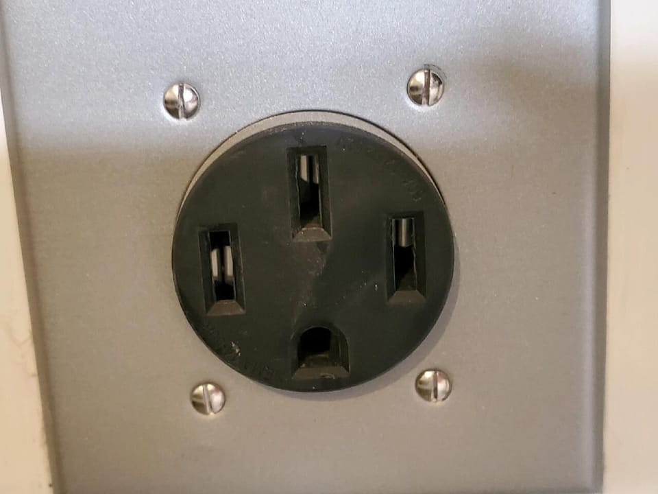 EV PLUG IN THE GARAGE