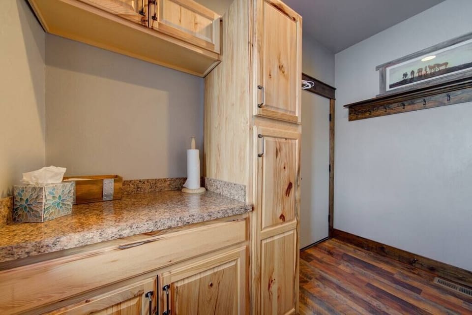 The laundry room prep area