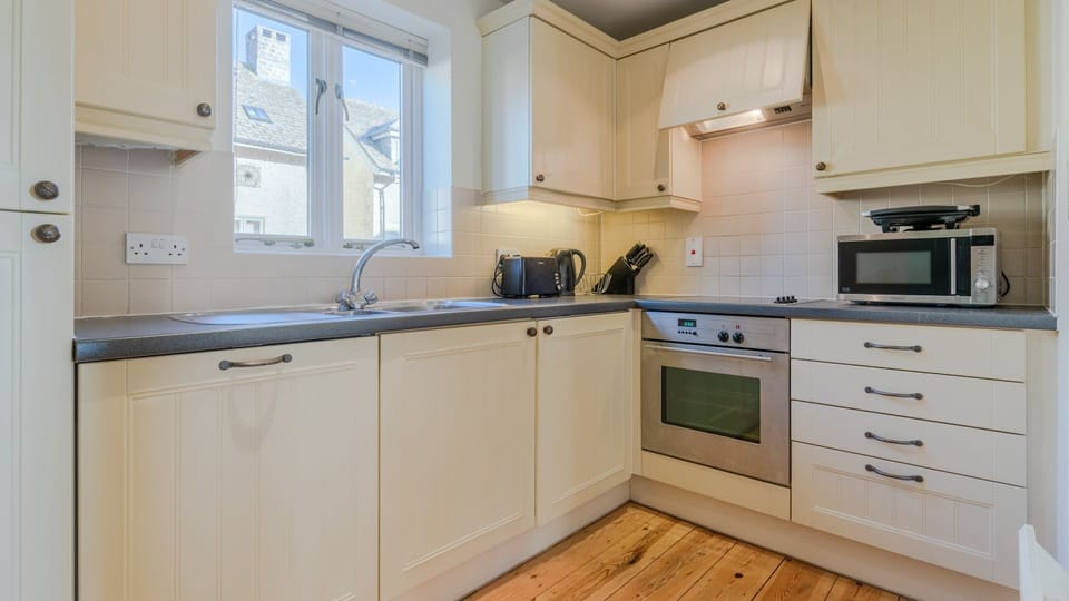 Kitchen, Fisherman's Cottage, Bolthole Retreats
