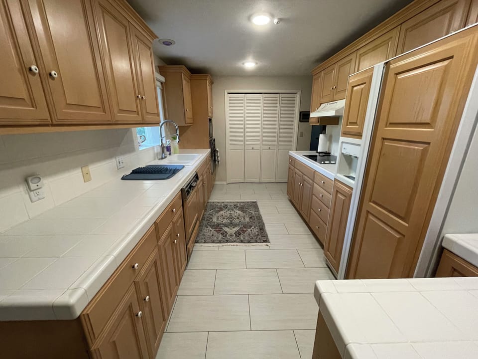 Kitchen: New flooring