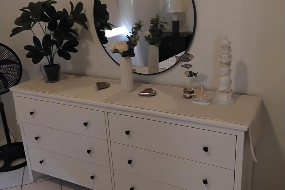 chest of drawers and closet