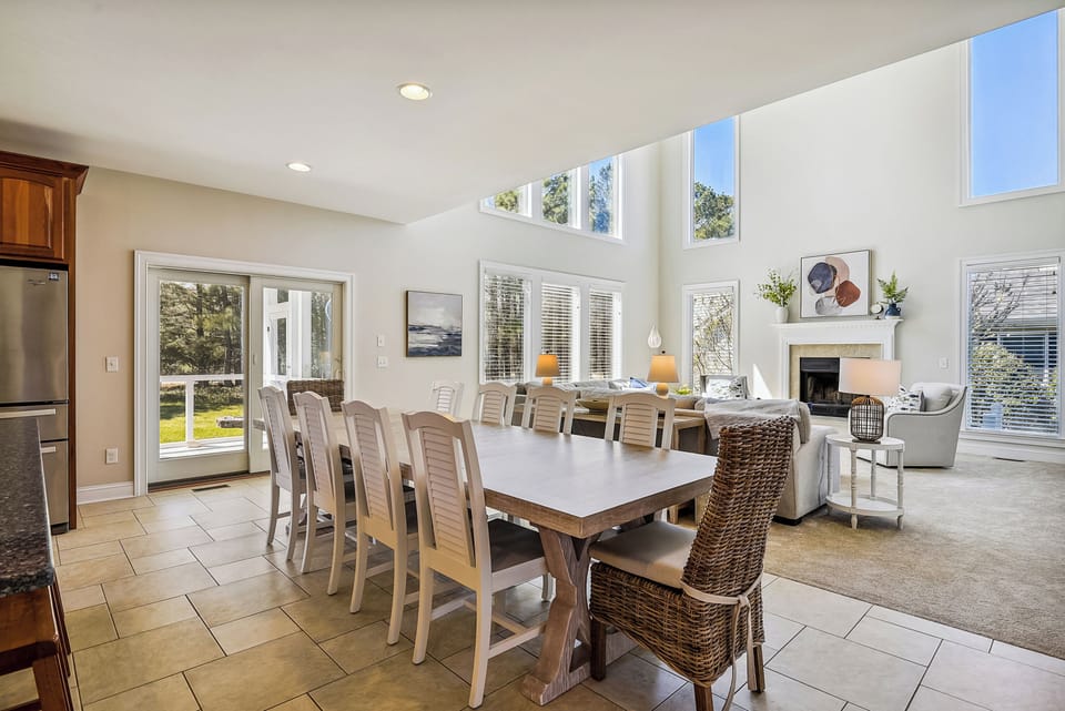 Main Level,Dining Area,