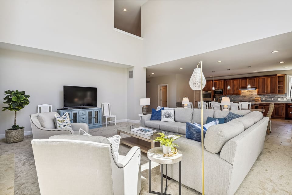 Main Level,Living Area,