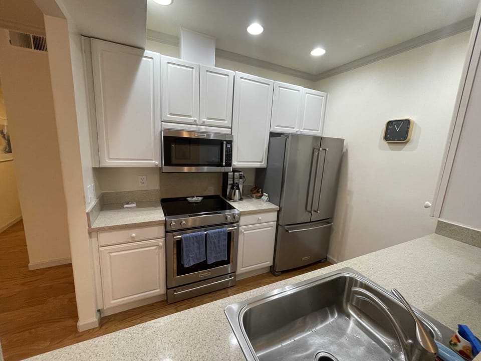 Here is another shot of the kitchen