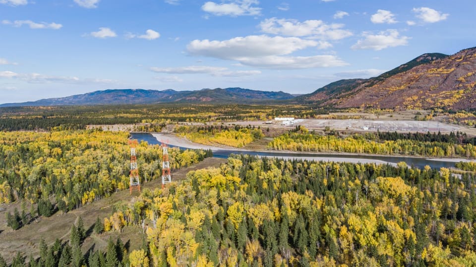 Fort Williamson Glacier Vacation Rentals Aerial Looking West Toward Whitefish With Flathead River