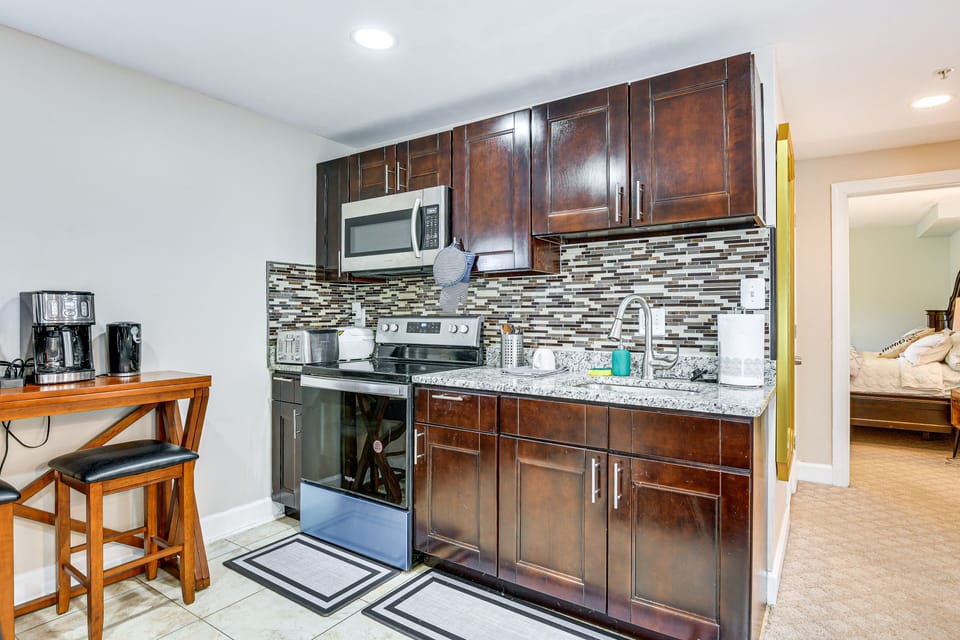 Kitchen | Cooking Basics | Drip Coffee Maker | Toaster | Keurig Coffee Maker