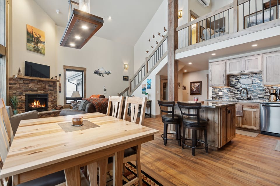 Open floor plan.