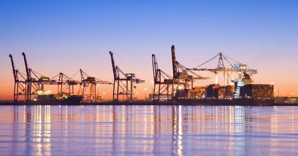Port of Brisbane - 10mins drive
