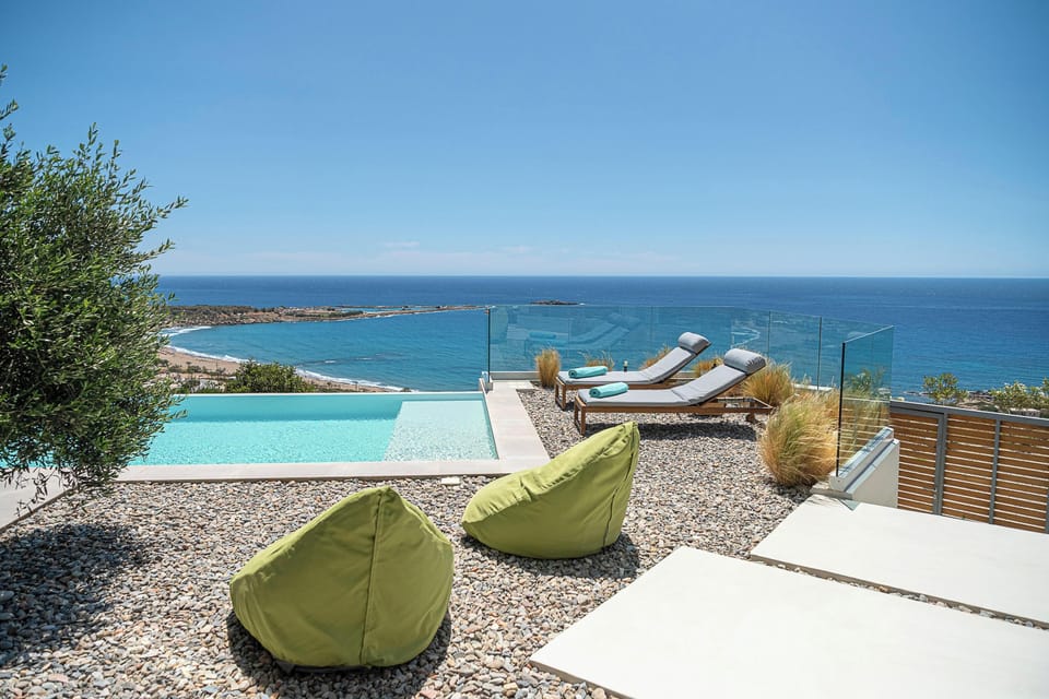 A private, 32 sq.m. swimming pool, 1,40 m deep with ladder access.