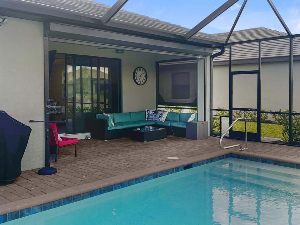 Patio area with roll down screens