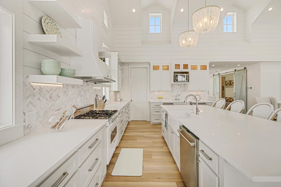 Kitchen, 2nd Floor