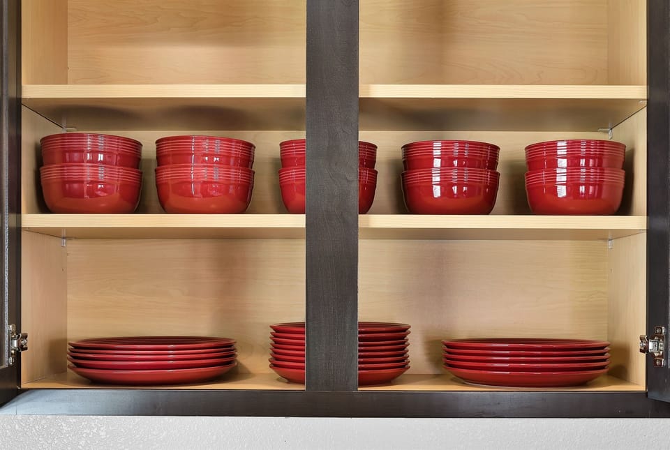 Red Room Kitchen Dishes