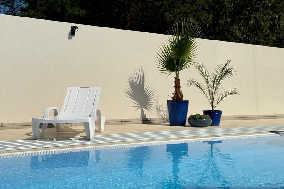Holiday Home Swimming Pool
