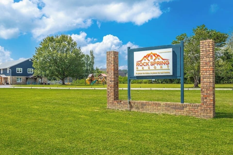 Welcome to Rock Spring Resort.