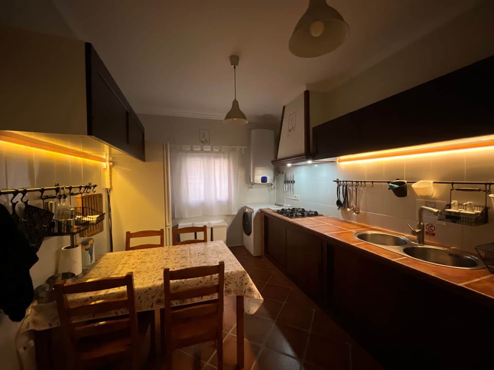 4 - Cocina - 1 - Desde la Entrada