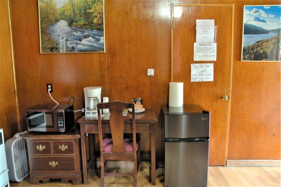 Desk Area