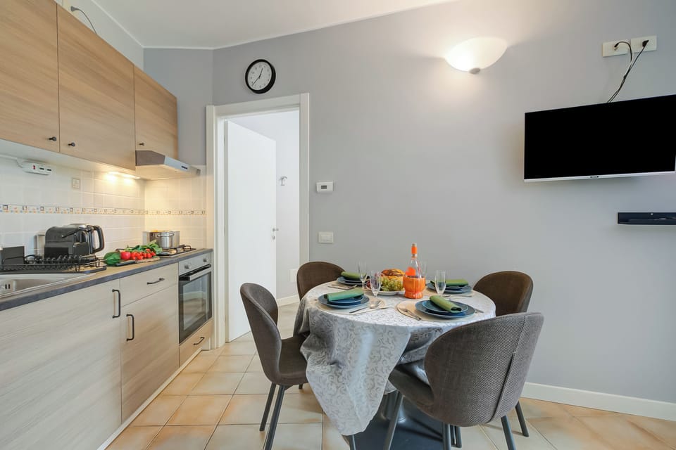 Kitchen and dining area