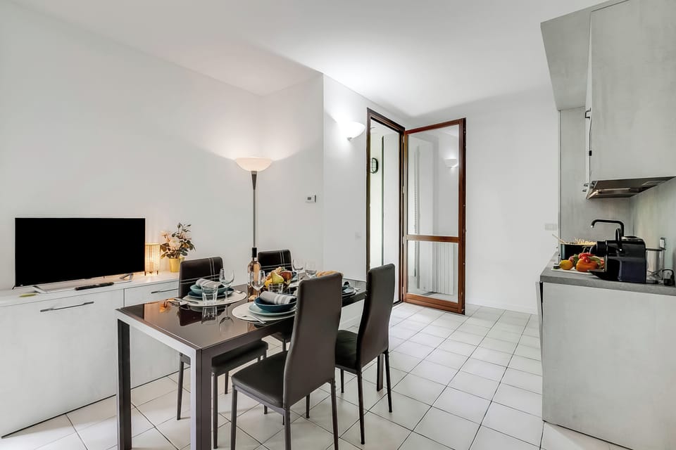Kitchen and dining area