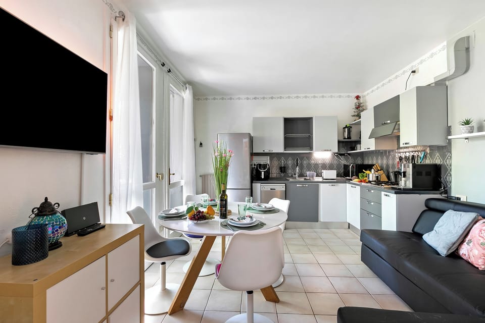 Living and dining room
