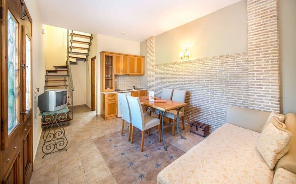 Astarte Villas - Coco Palm 2 Bedroom  Maisonette V3