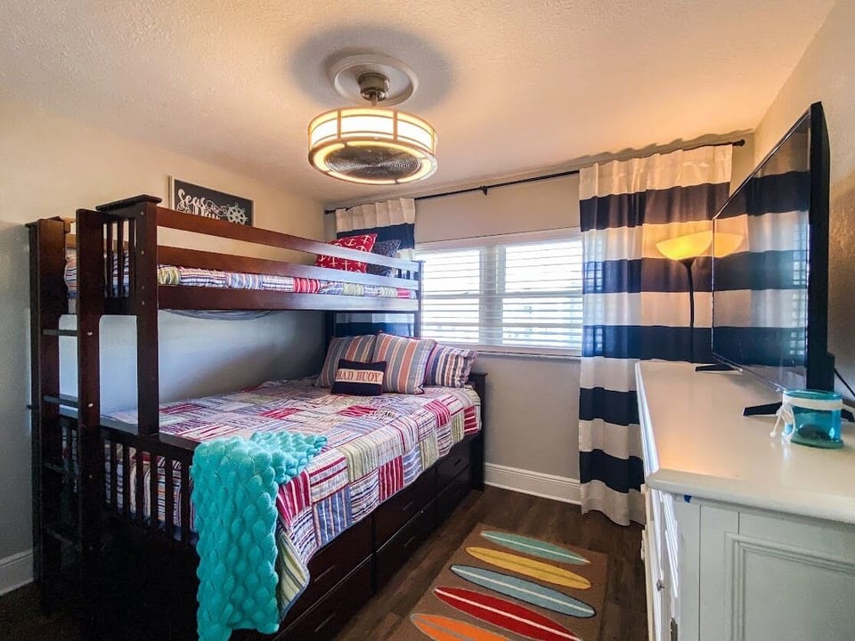 guest bedroom