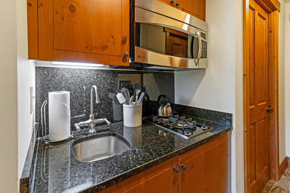 Kitchenette