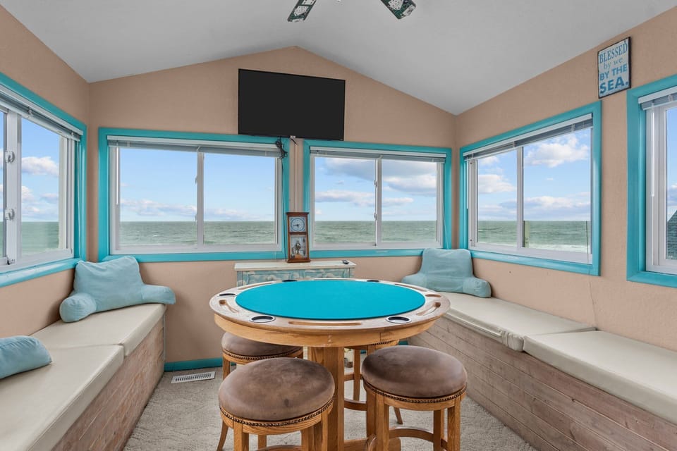 Game Room with Incredible Ocean Front View!