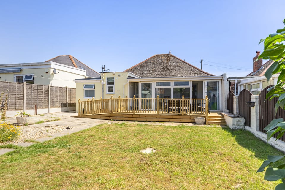 Enclosed dog friendly garden