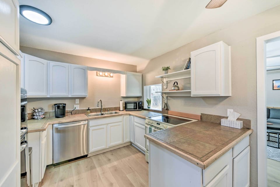 Kitchen | Cooking Basics | Kettle | Toaster