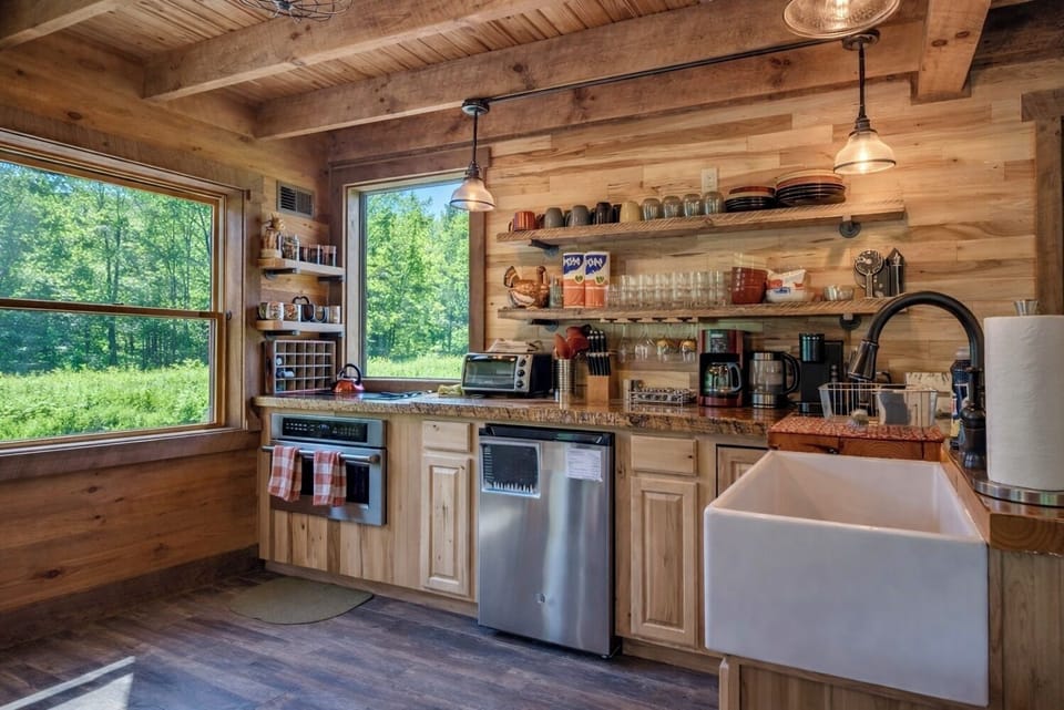 Stable kitchenette