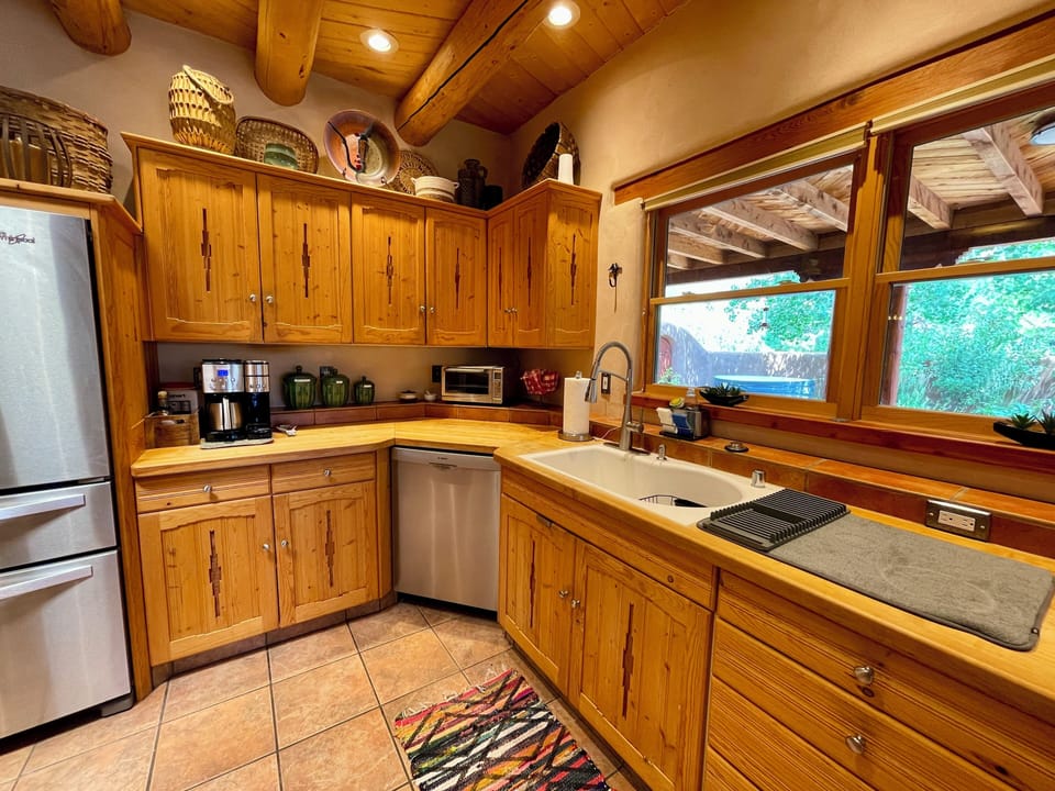 Fully-Stocked Chef Kitchen