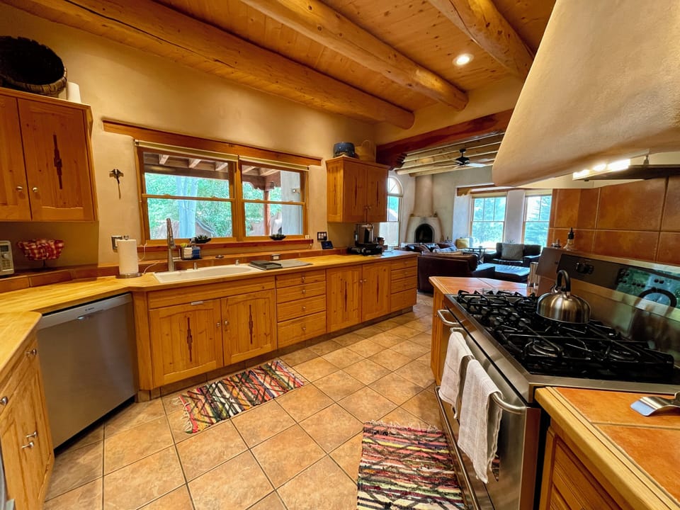 Fully-Stocked Chef Kitchen