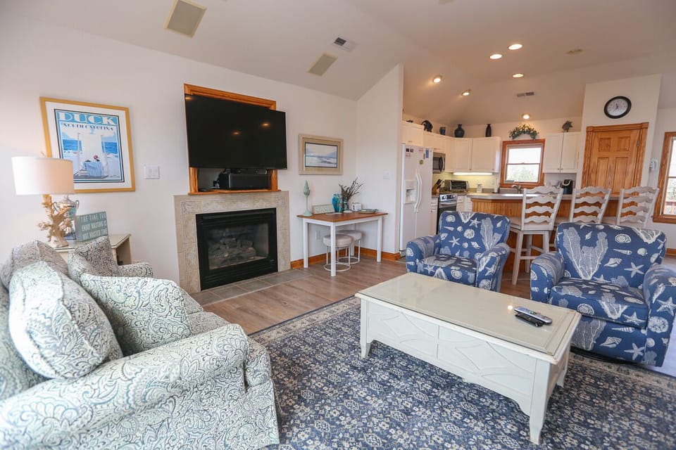 Living Room 2023