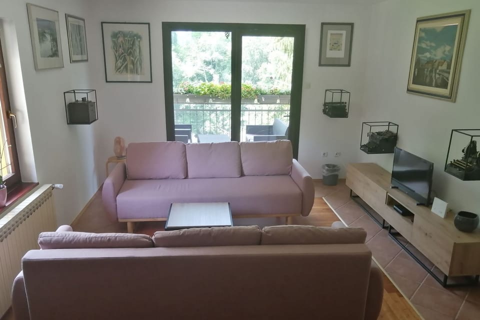 Living room 1
