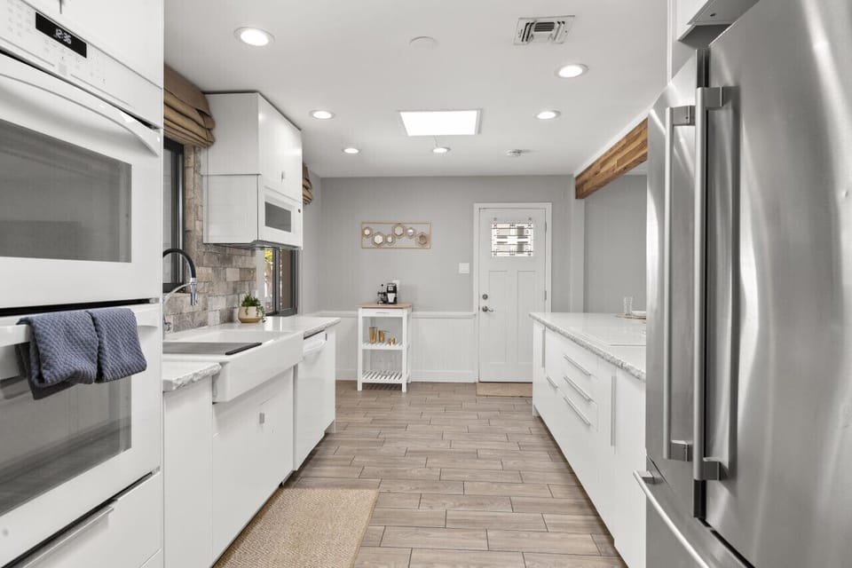 Spacious Kitchen!