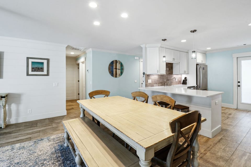 3 Lighthouse Road Villa | Dining Table - 3 Lighthouse Road Villa | Dining Table