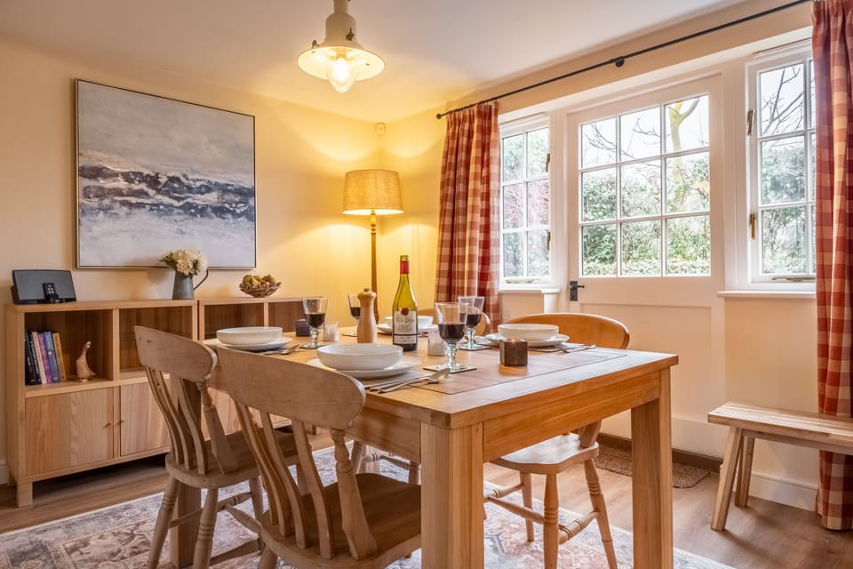 Ground floor: Dining room