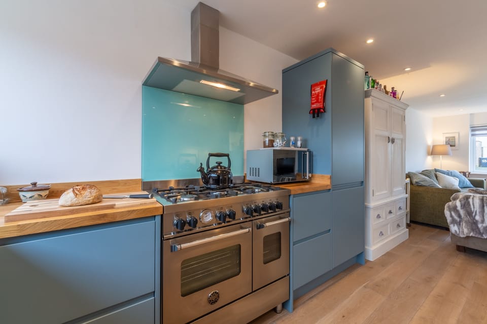 Kitchen with Range-style cooker