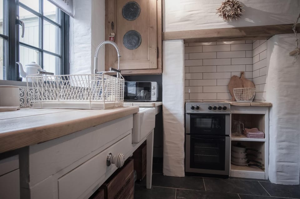 The Old Spa - 2 Bedroom Cottage - Pleasant Valley (13552)