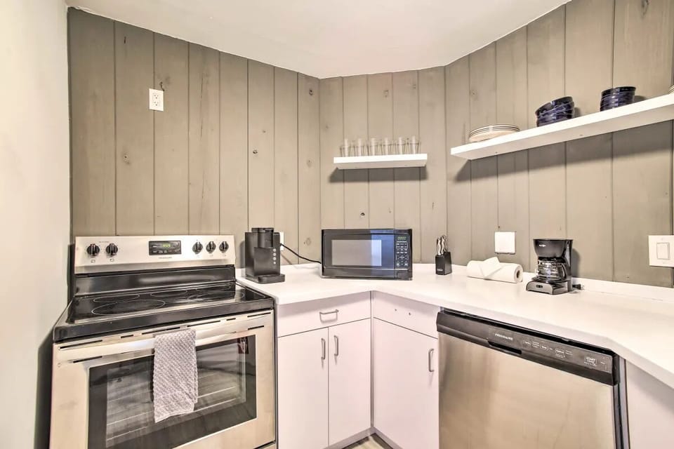 Indoors, Microwave, Oven, Kitchen, Home Decor