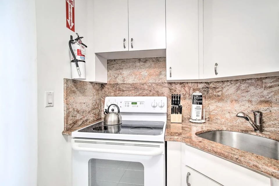 Indoors, Kitchen, Sink, Cooktop, Sink Faucet