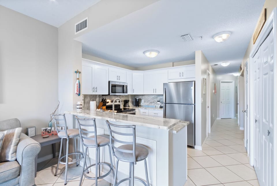 Kitchen and Beautiful Countertops