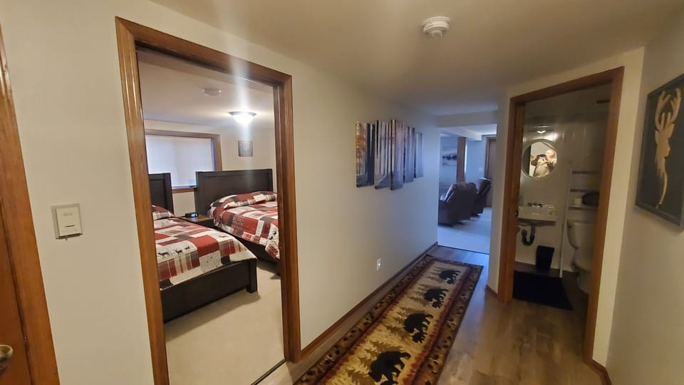 Downstairs Bedroom & Bathroom