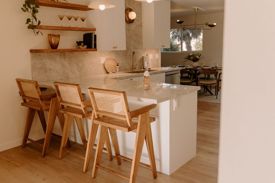 Kitchen Bar