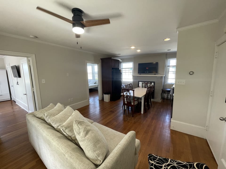 Living room / dining room area